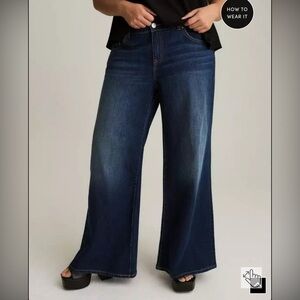 Festi Baggy Low-Rise Wide Leg Jean